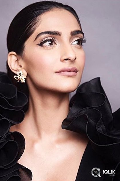 Sonam-Kapoor